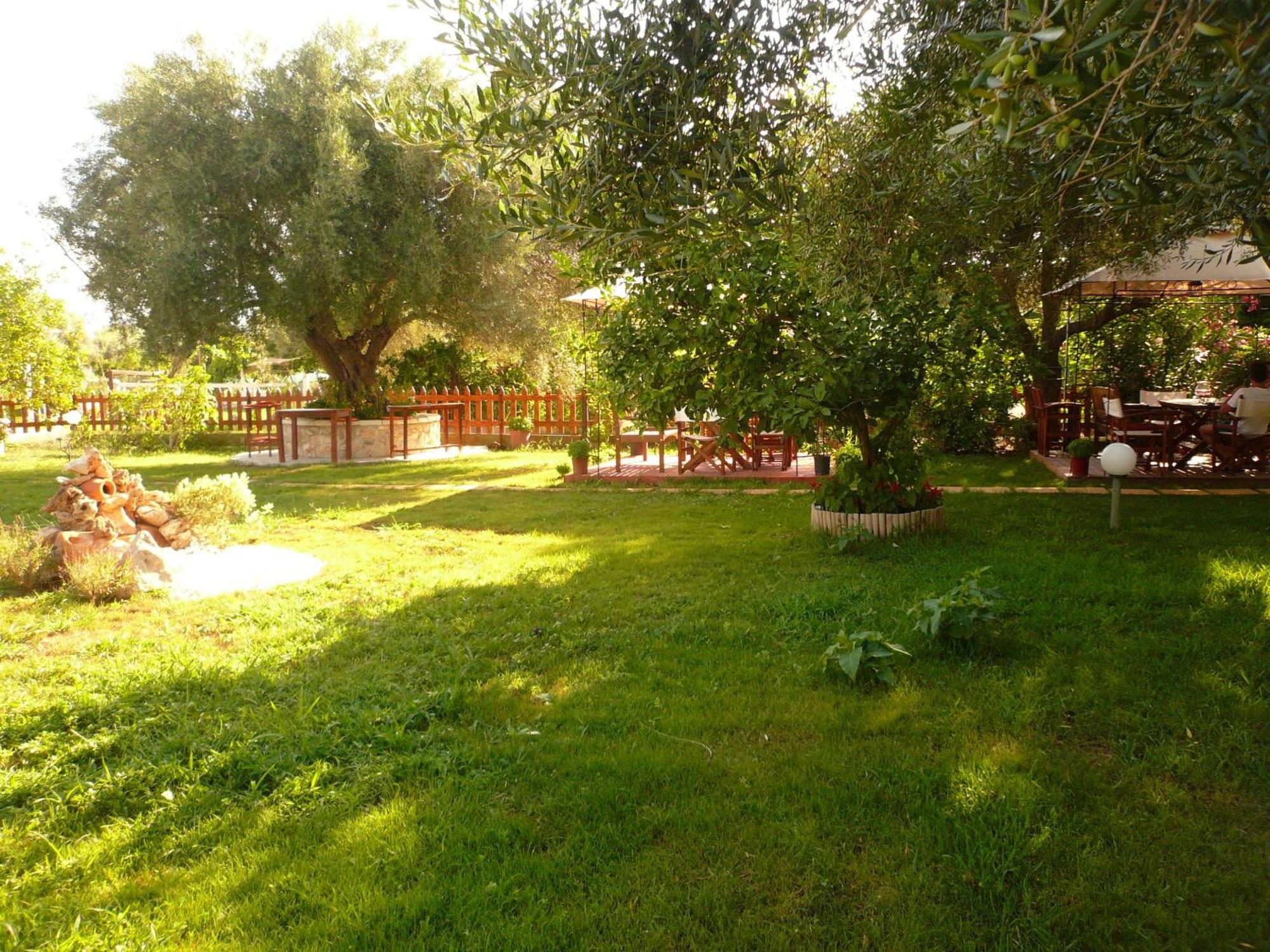 Hotel Avra Лигия Экстерьер фото
