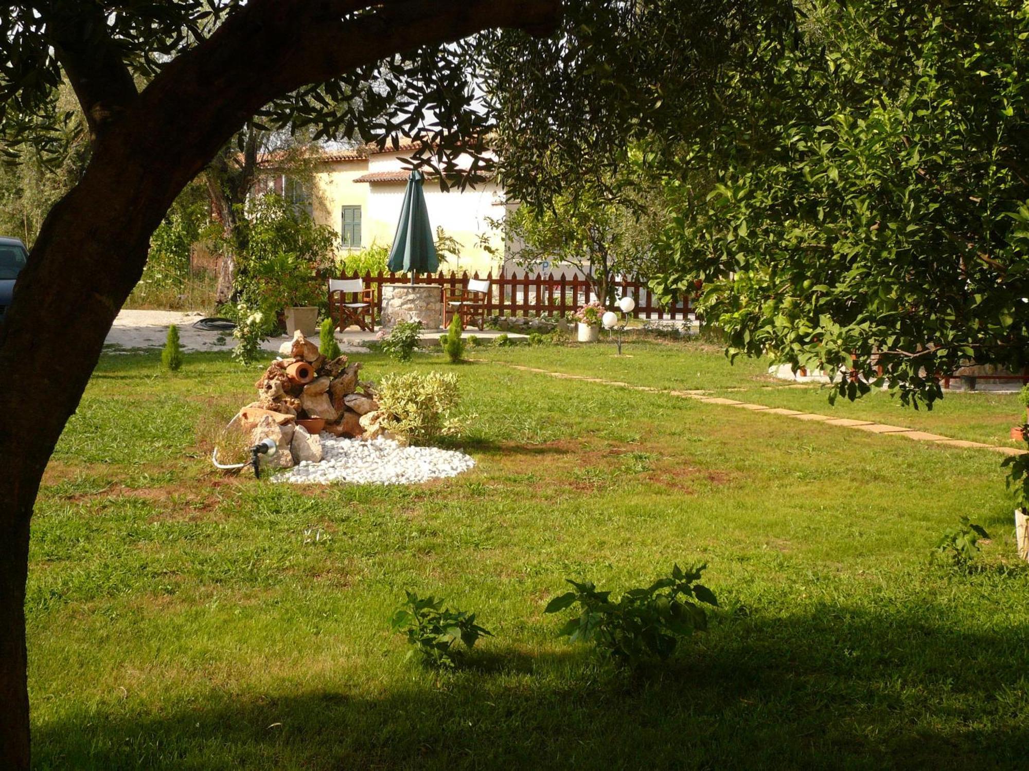 Hotel Avra Лигия Экстерьер фото